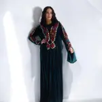 قُفطان قطيفة كوري مستورد درجة أولى مع تطريز سيناوي يدوي دسم | Premium Imported Korean Velvet Kaftan with Rich Handmade Sinai Embroidery